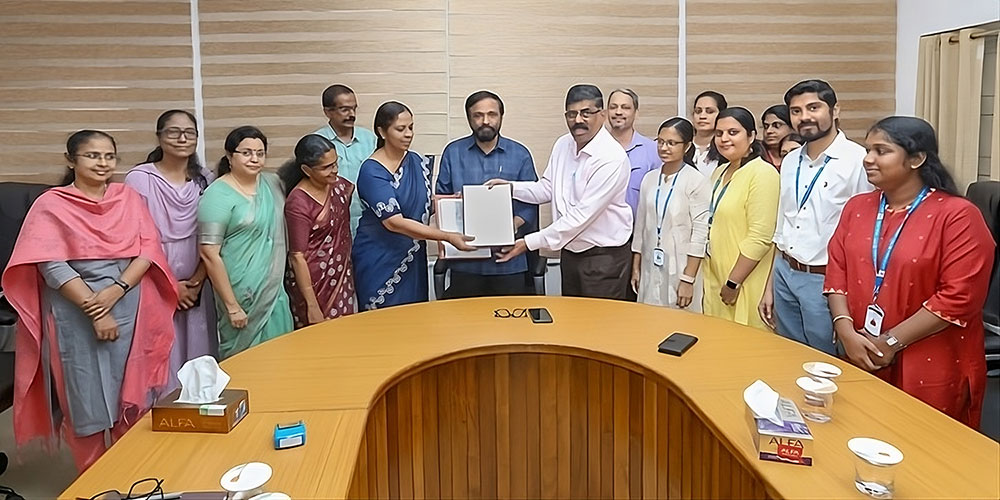 കുസാറ്റുമായി ധാരണാപത്രം ഒപ്പുവെയ്ക്കുന്നു